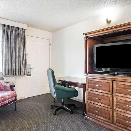 Econo Lodge Eugene Exterior photo