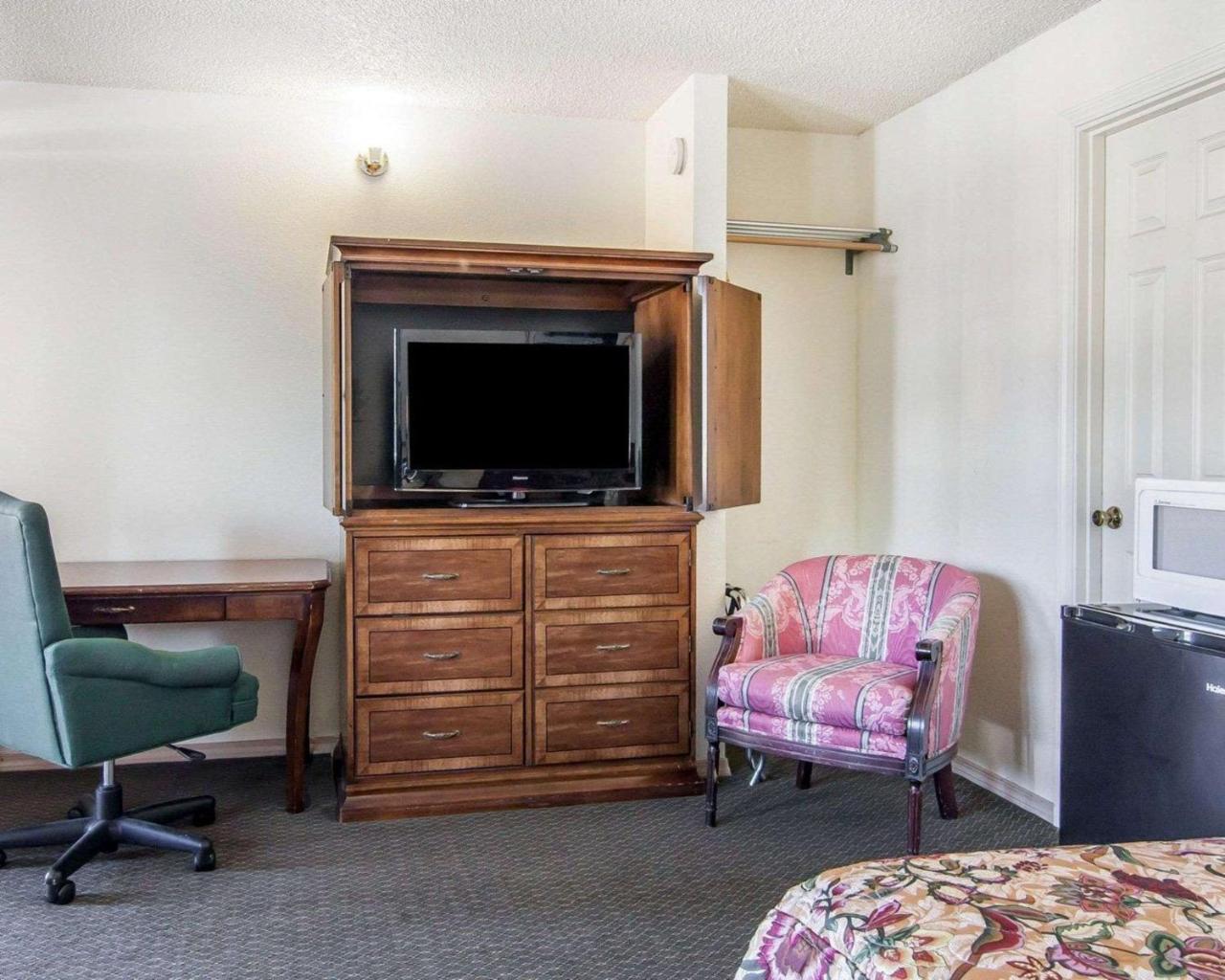 Econo Lodge Eugene Exterior photo